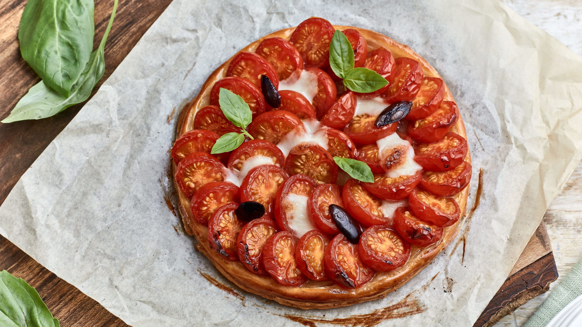 Summer cherry tomato tart